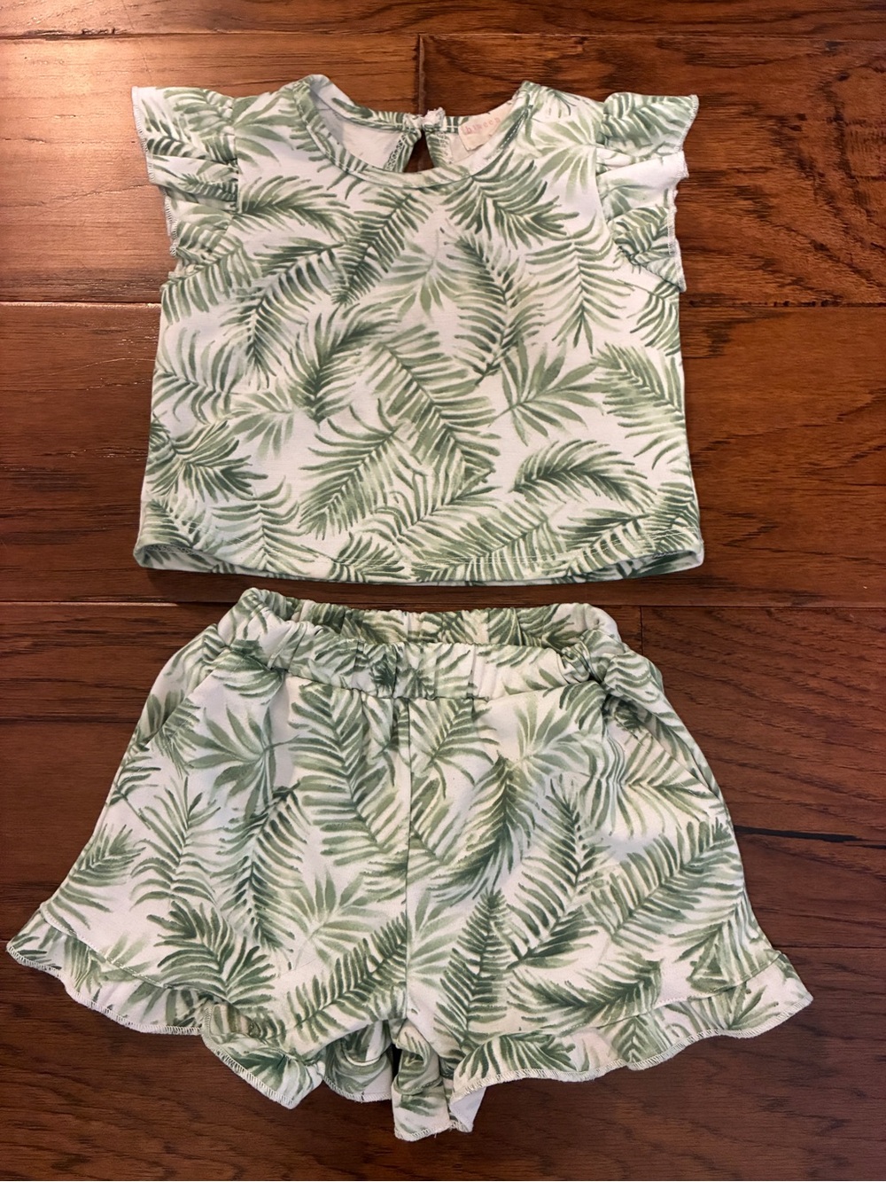 BTween Baby 18-24M Girl's Summer Sets Lot of 2 Tops & Bottoms Very Gently Loved - Picture 7 of 9